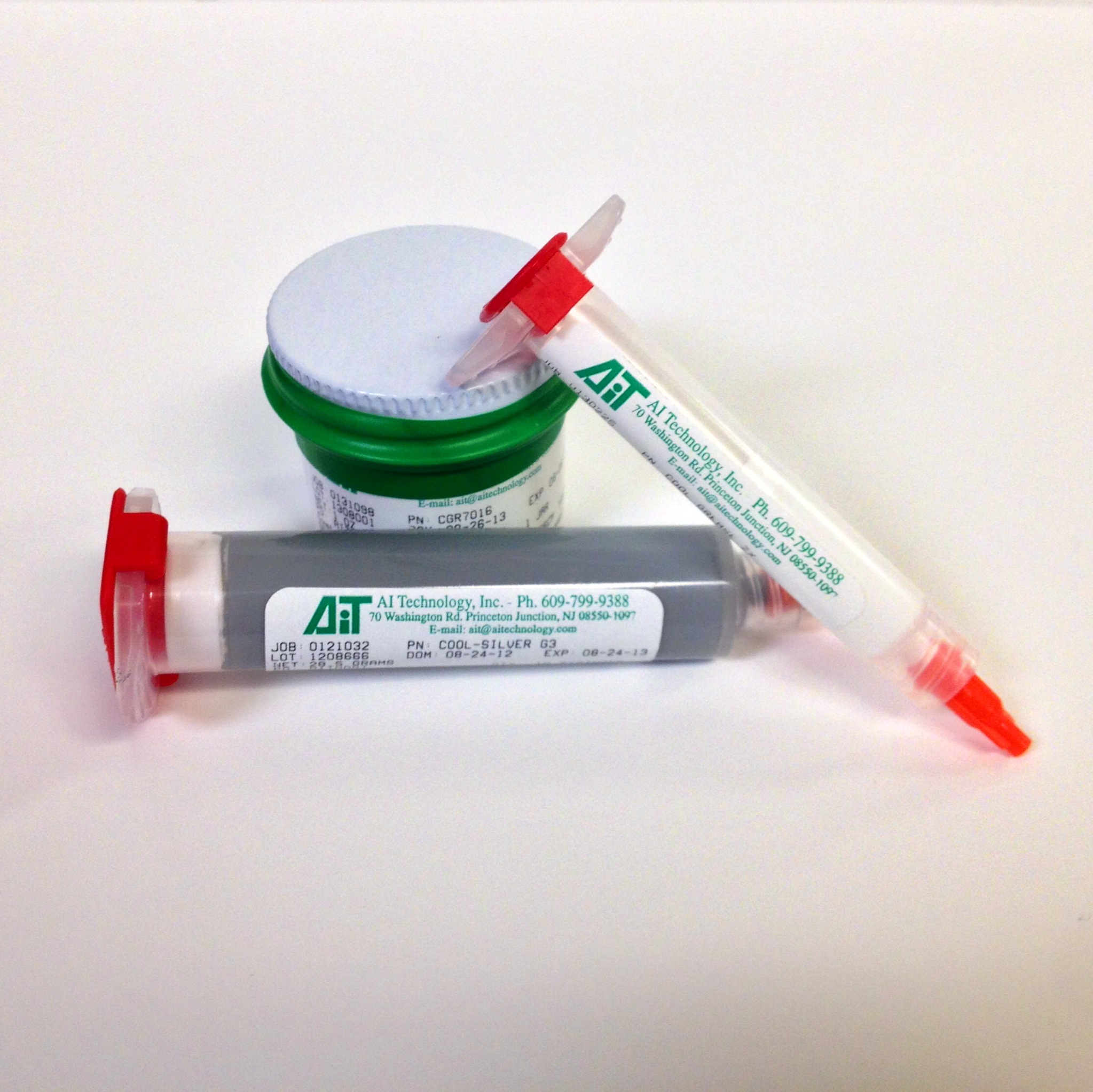 Electrically Insulating Thermal Gels